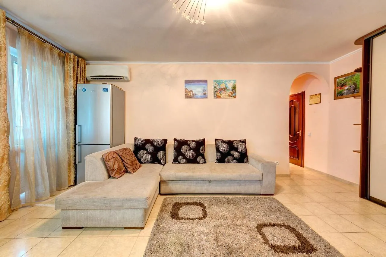 Apartment 3 Rooms Shorsa 29A Kyiv