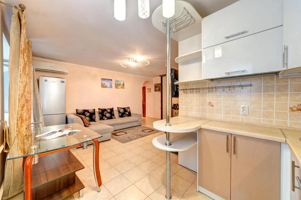 Apartment 3 Rooms Shorsa 29A 0*, Kyiv