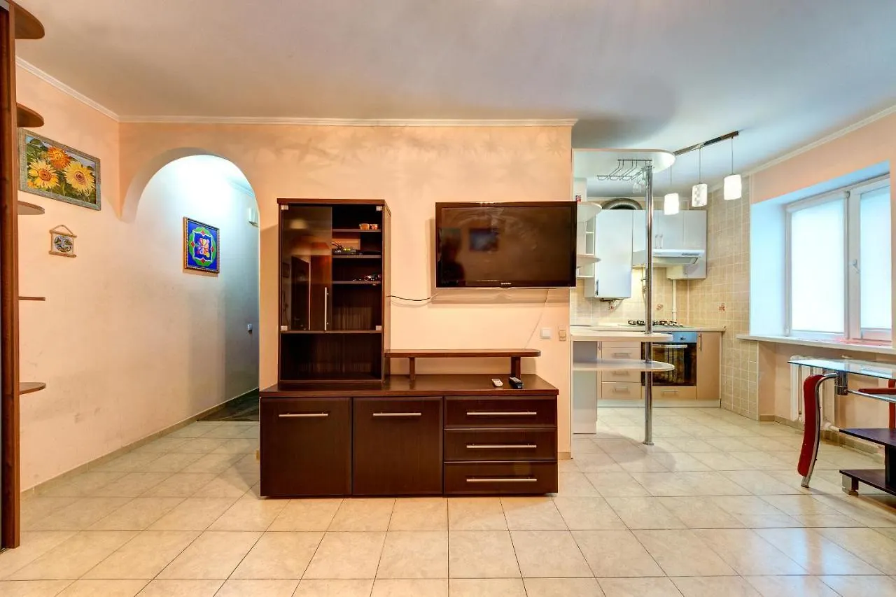 Apartment 3 Rooms Shorsa 29A Ukraine
